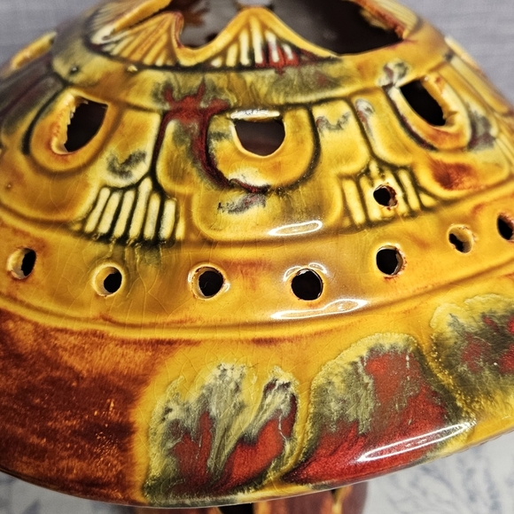 MUSHROOM - Picture 12 of 13